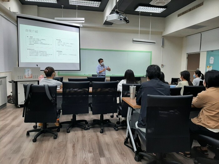2022.10.19「多向度量化方法於多準則決策問題中之應用：以職業興趣量表為例」李俊霆助理教授圖片
