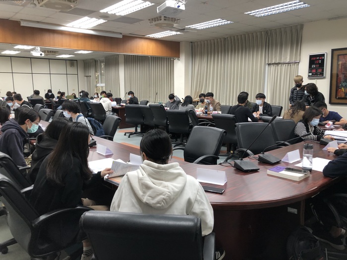 110學年度大三檔案評量發表會2021.12.13圖片